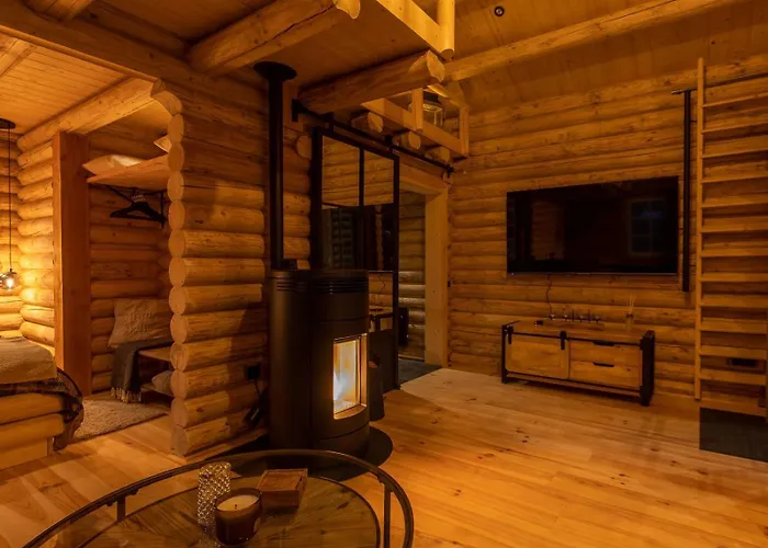 Cosy Cottage W/ Jacuzzi In Amazing Region