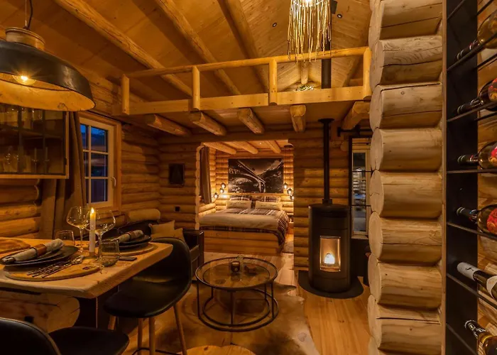 Cosy Cottage W/ Jacuzzi In Amazing Region