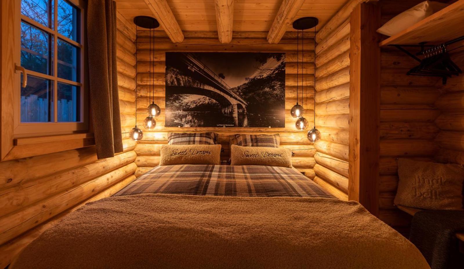 Cosy W/ Jacuzzi In Amazing Region Chalet